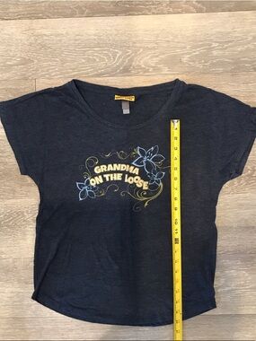 Grandma On The Loose Graphic Tee - Navy